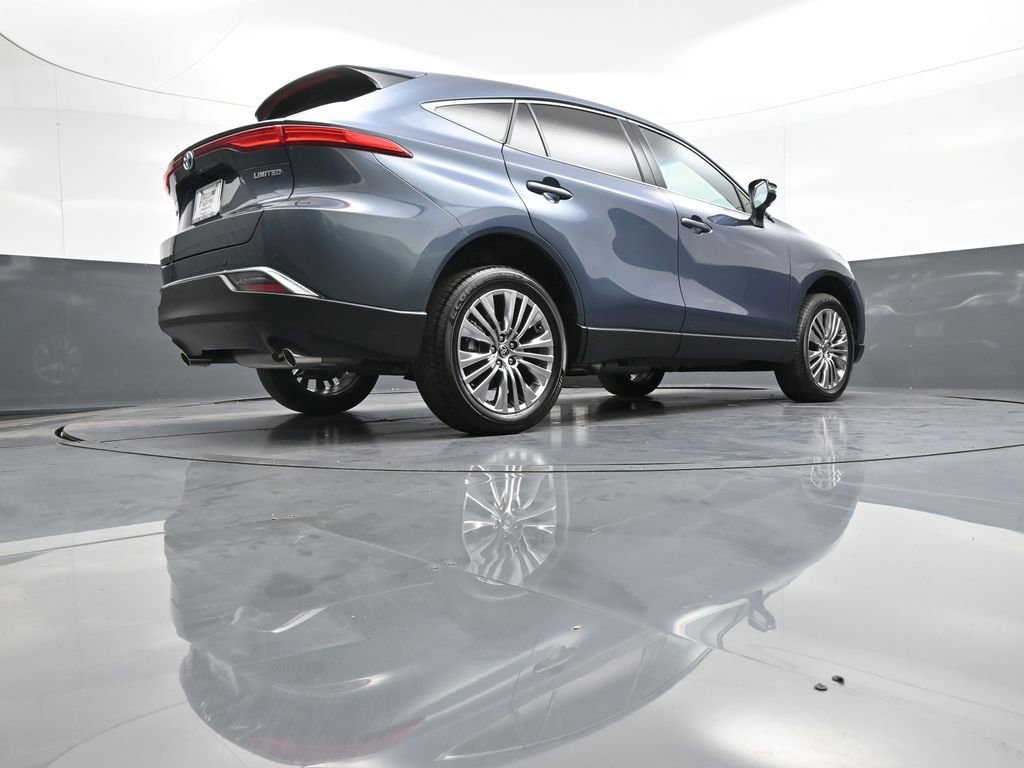 Certified 2024 Toyota Venza Limited image 29