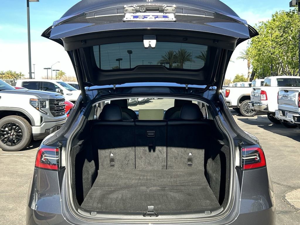 Used 2023 Tesla Model Y 2WD image 26