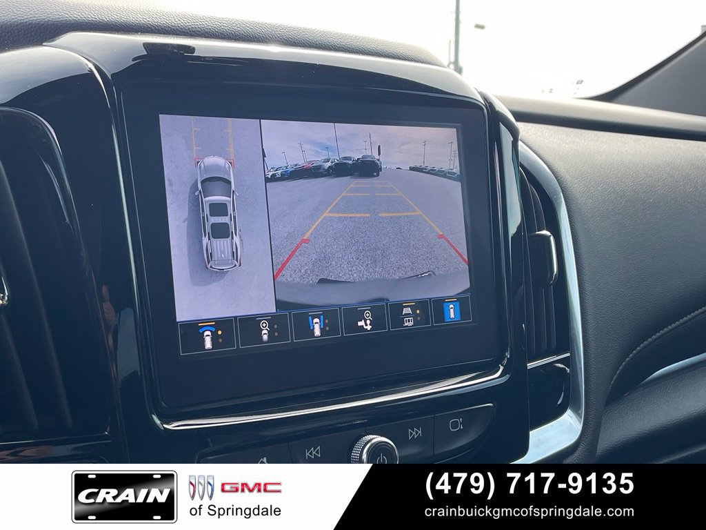 Used 2023 Chevrolet Traverse Premier AWD/4WD image 18