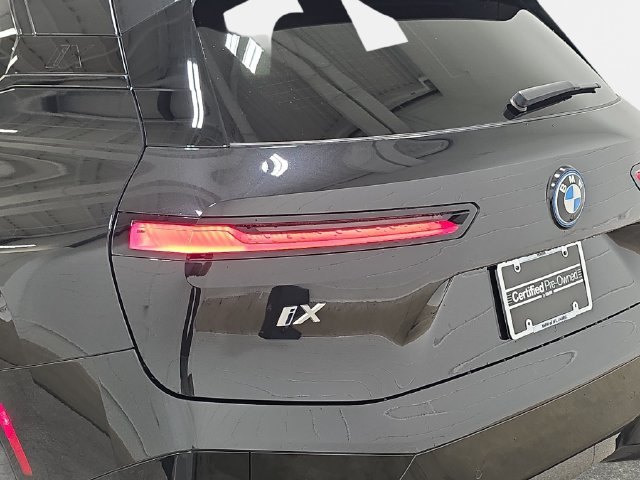 Certified 2024 BMW iX xDrive50 w/ Sport Package AWD/4WD image 31