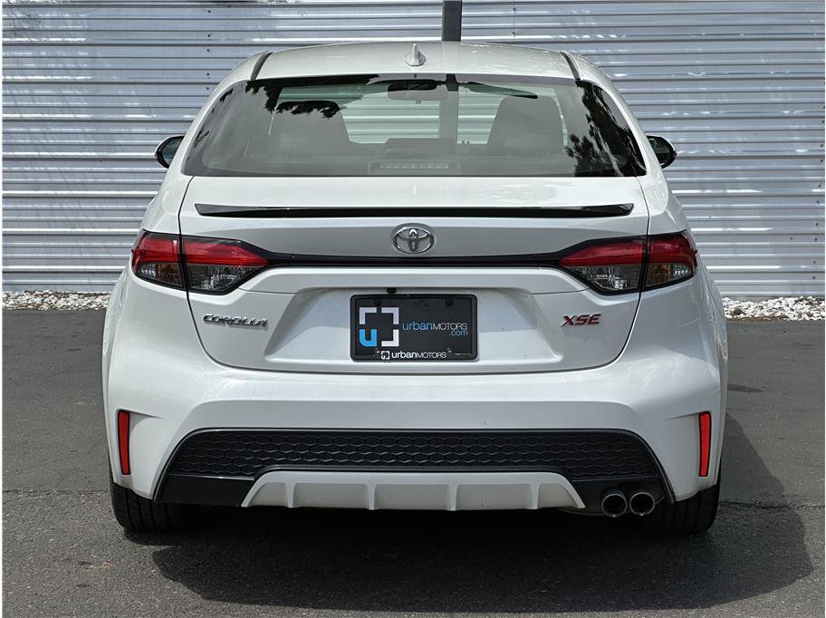 Used 2020 Toyota Corolla XSE FWD image 11