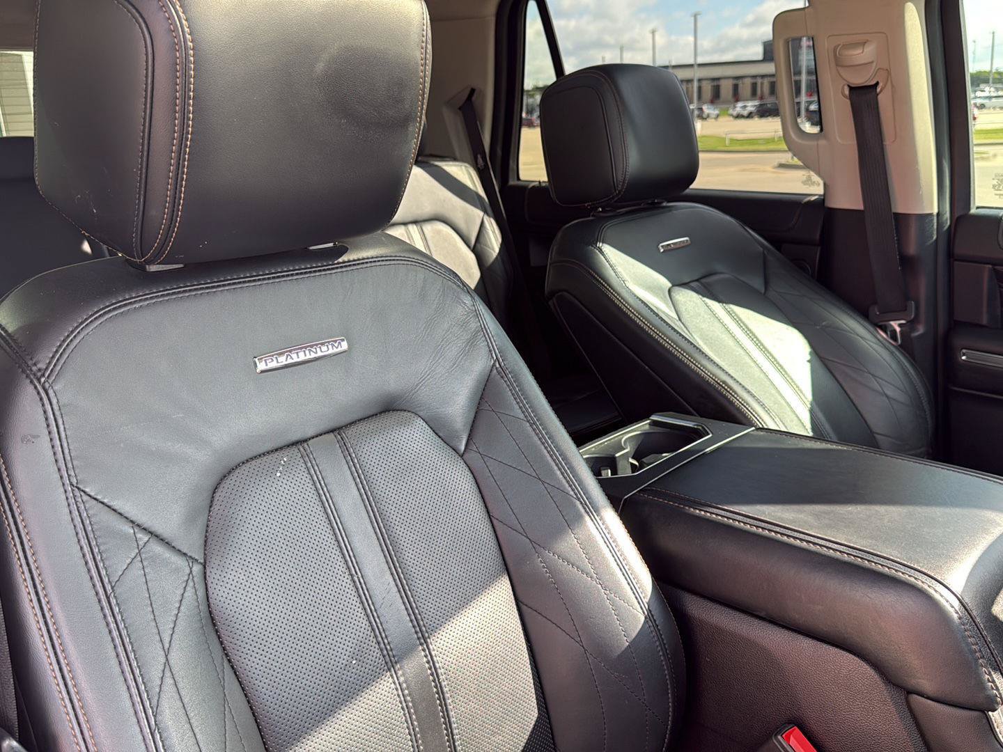 Used 2019 Ford Expedition Platinum RWD image 42