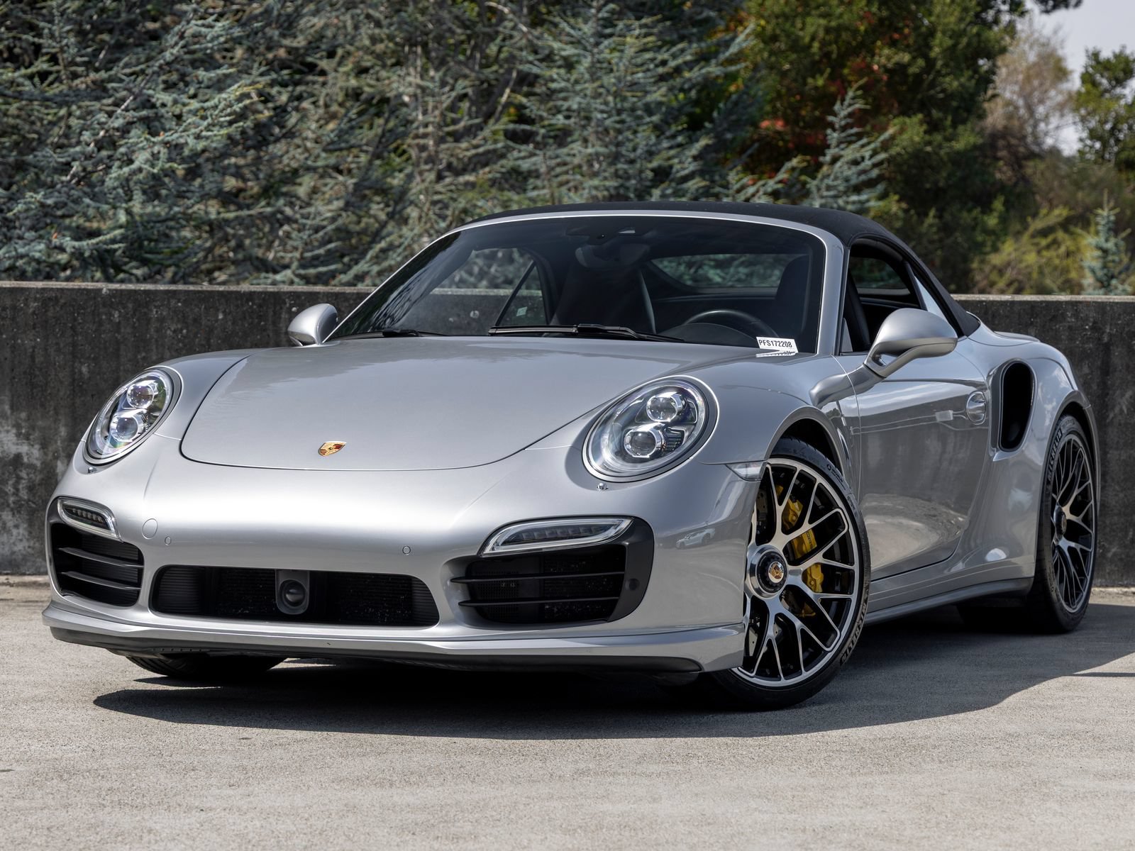 Certified 2015 Porsche 911 Turbo S AWD/4WD image 23