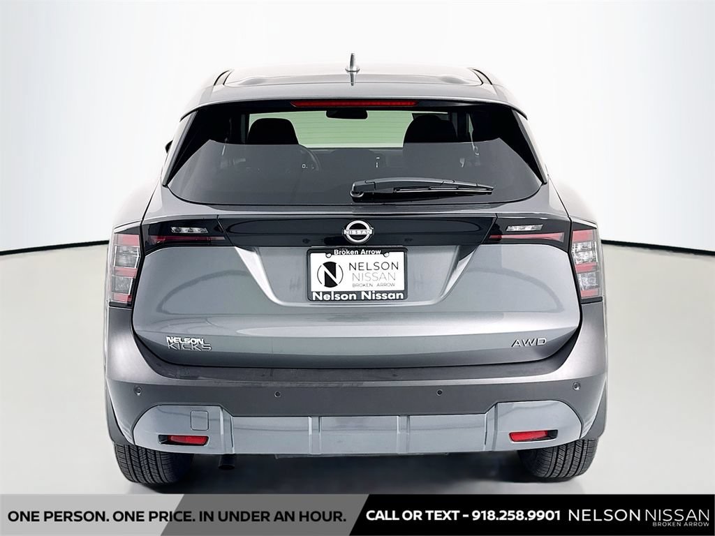 Certified 2025 Nissan Kicks SV AWD/4WD image 6