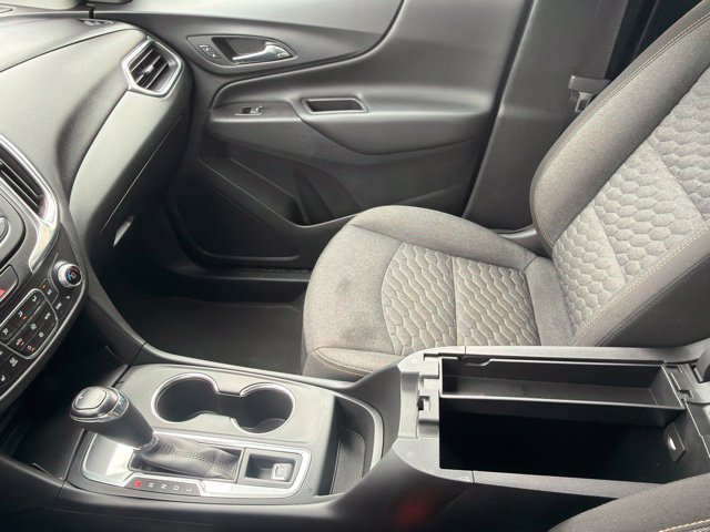 Used 2019 Chevrolet Equinox LT FWD image 16