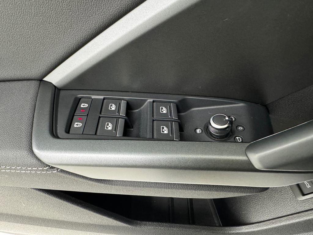 Used 2020 Audi Q3 2.0T Premium Plus w/ Premium Plus Package image 26