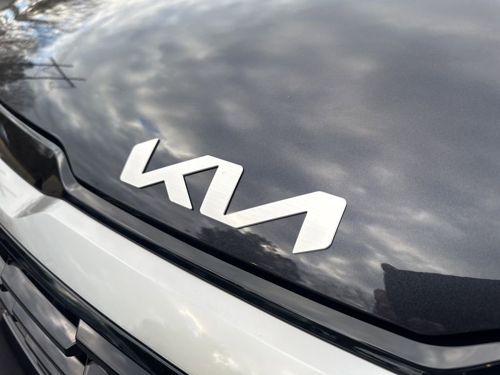 New 2026 Kia Sportage EX FWD image 17