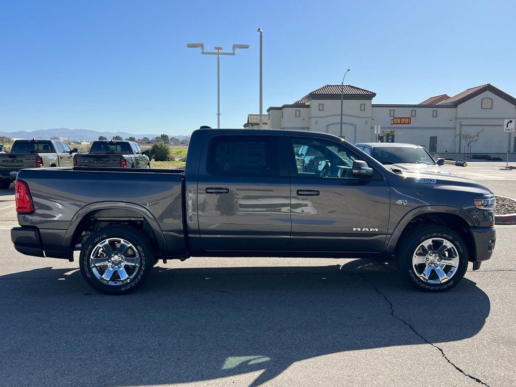 New 2026 RAM 1500 Big Horn AWD/4WD image 8