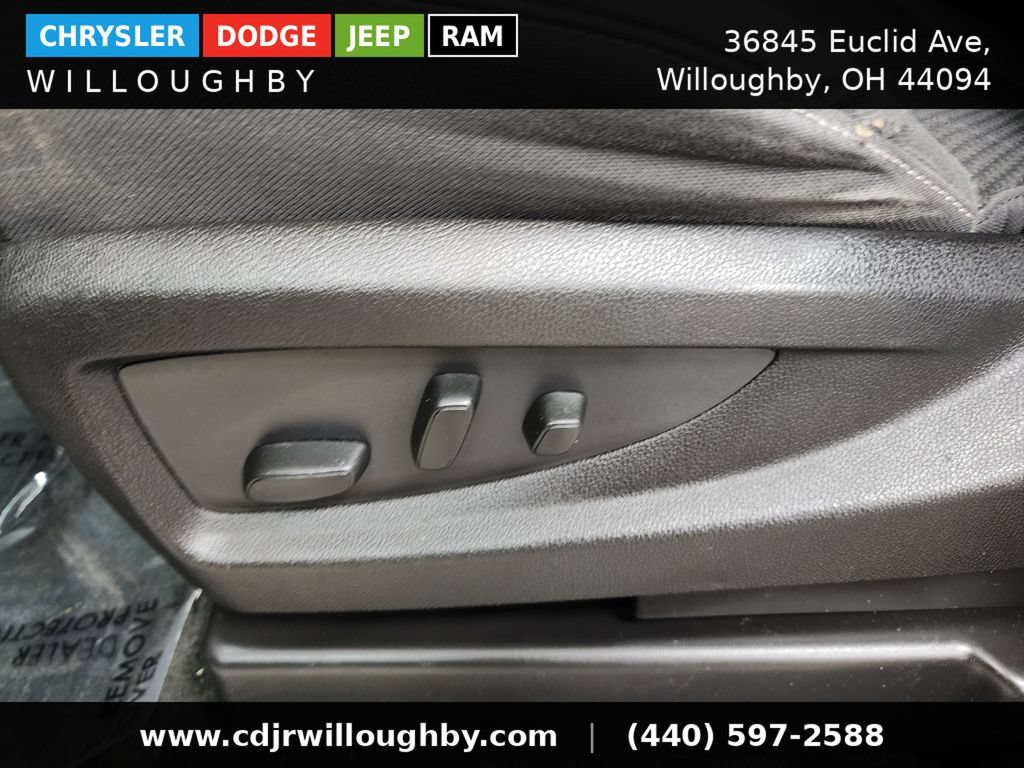 Used 2016 GMC Sierra 1500 SLE w/ SLE Value Package AWD/4WD image 16