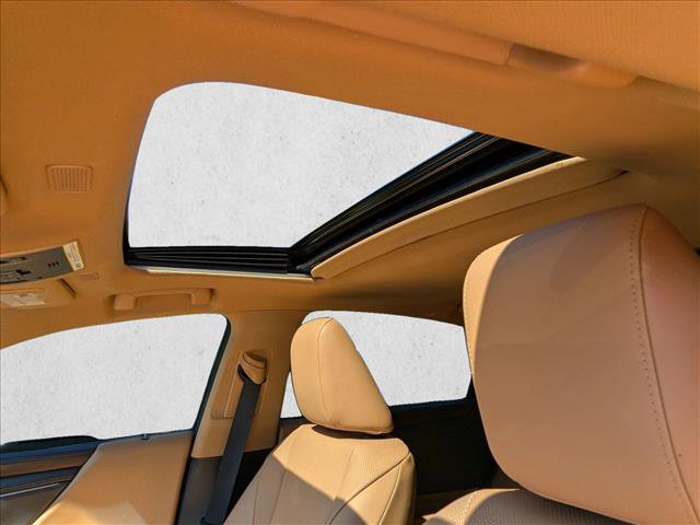 Used 2024 Lexus ES 300h w/ Premium Package image 16