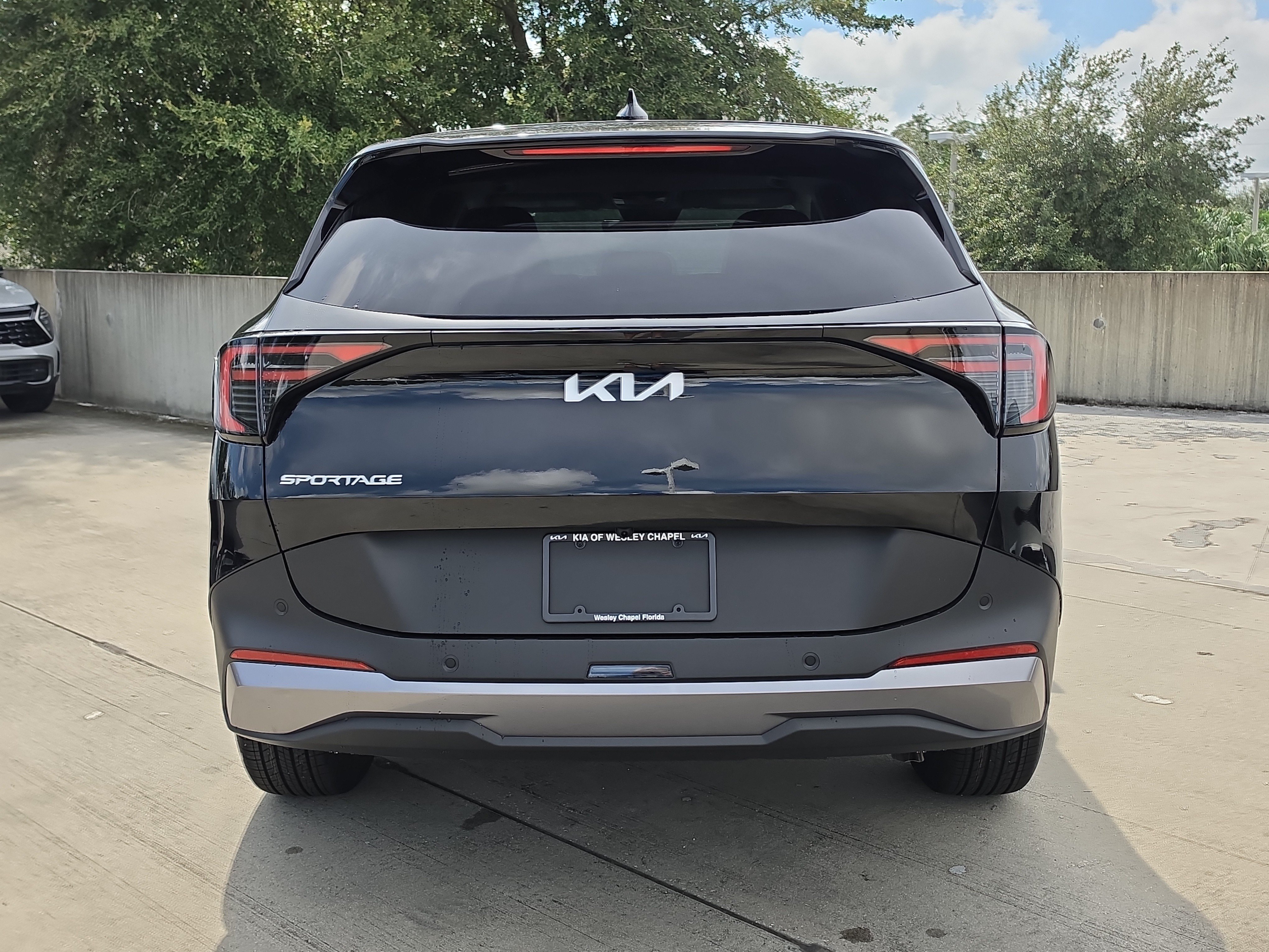 New 2027 Kia Sportage EX FWD image 7