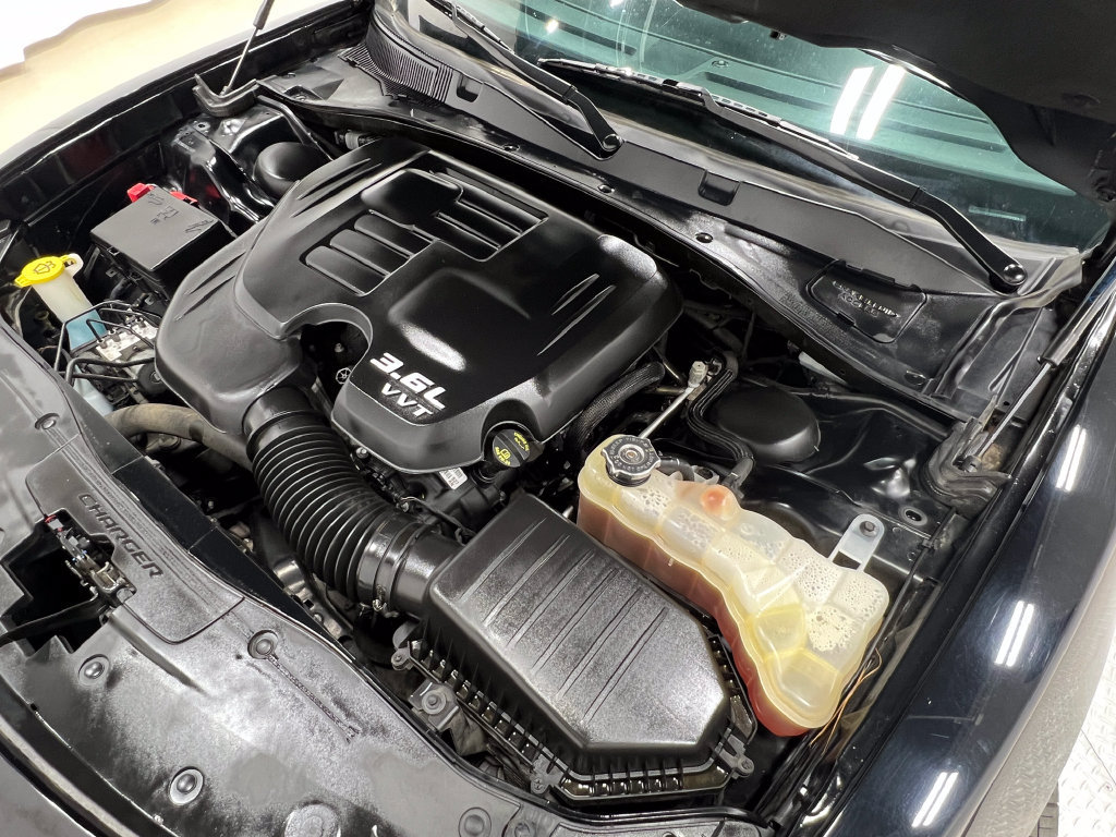 Used 2021 Dodge Charger GT w/ Plus Group RWD image 29