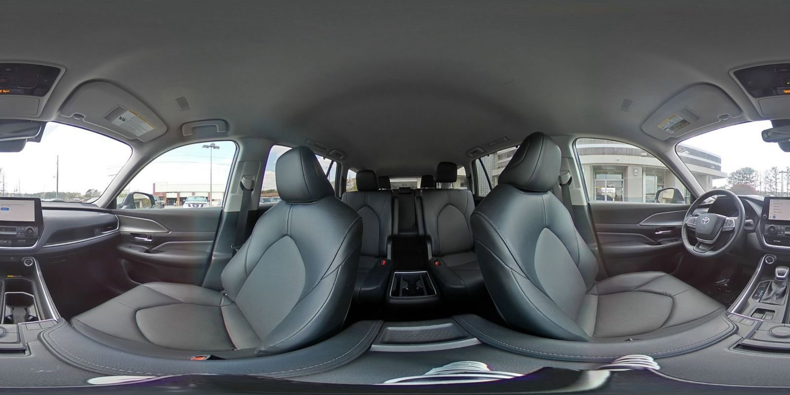 Used 2025 Toyota Grand Highlander FWD image 43