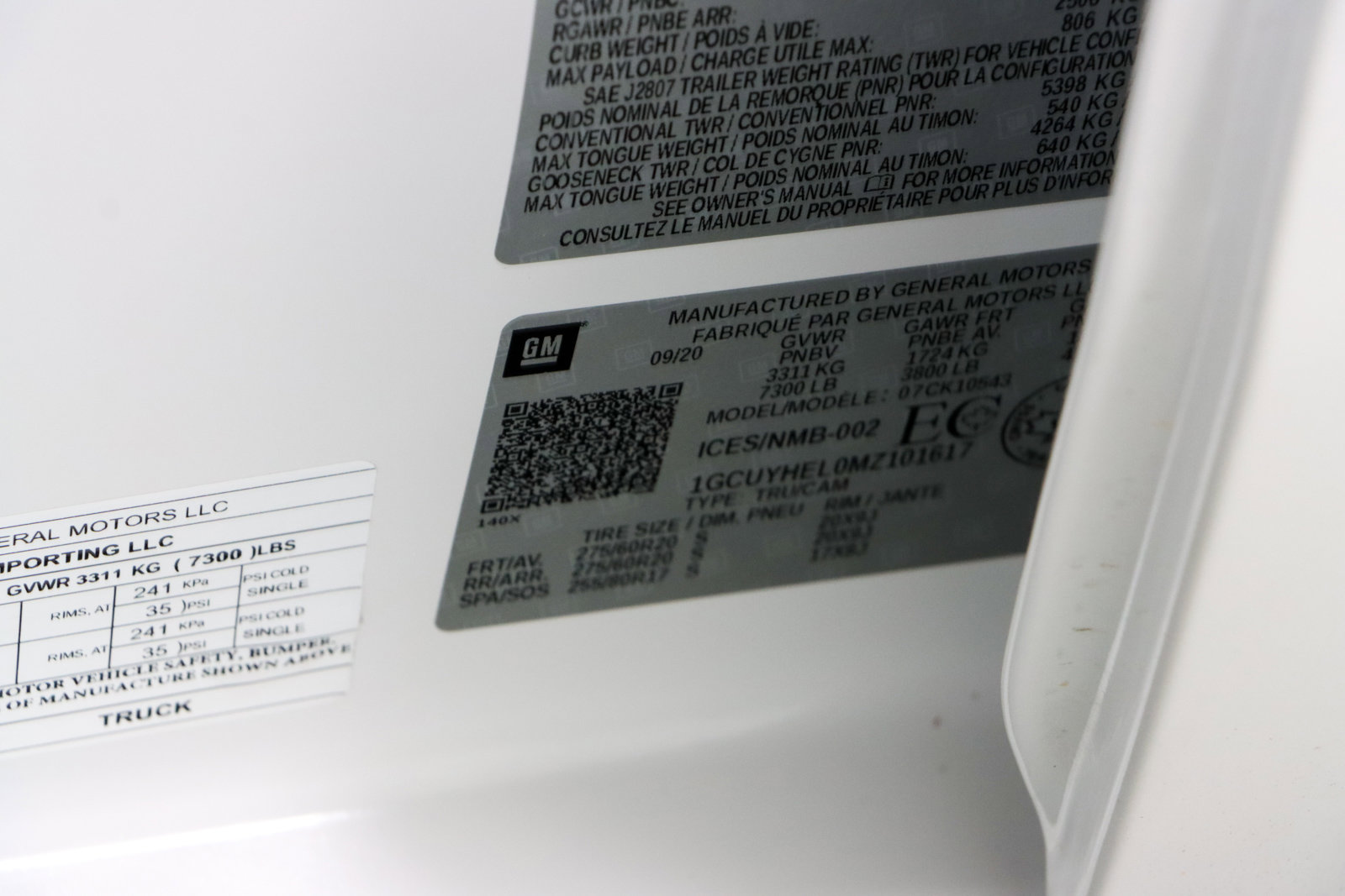 Used 2021 Chevrolet Silverado 1500 High Country image 36