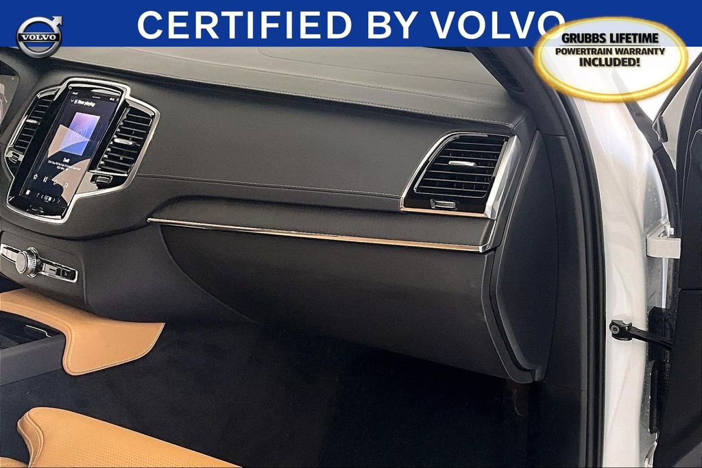 Used 2025 Volvo XC90 B5 Ultra w/ Protection Package Premier image 21