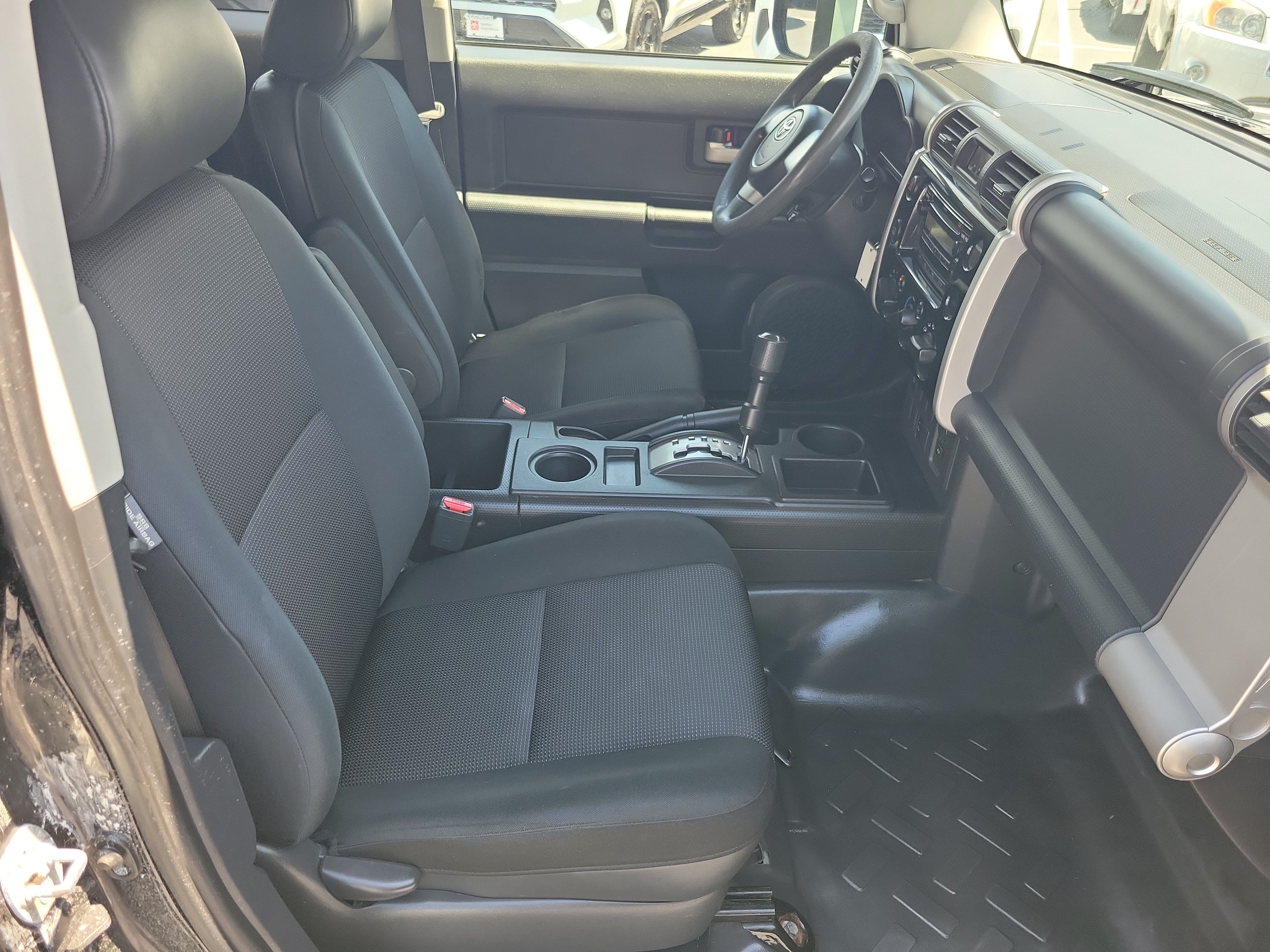 Used 2008 Toyota FJ Cruiser 2WD image 25