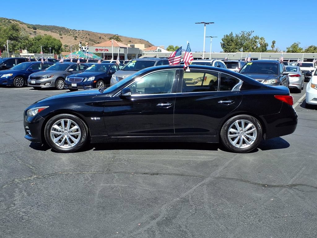 Used 2015 INFINITI Q50 Premium w/ Navigation Package RWD image 2