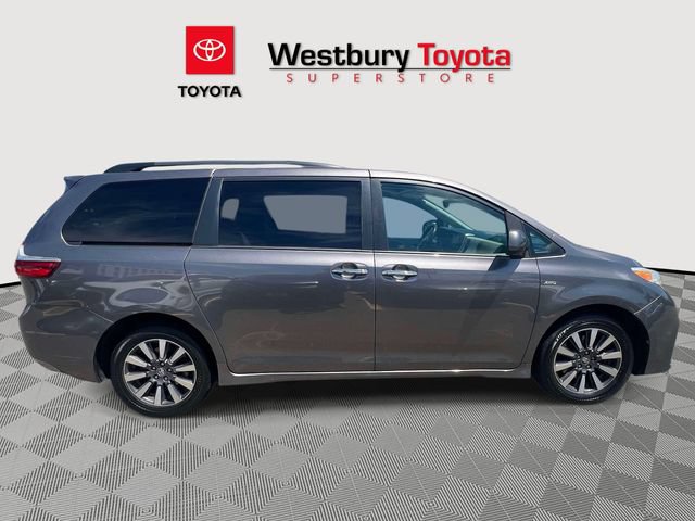 Certified 2020 Toyota Sienna XLE AWD/4WD image 6