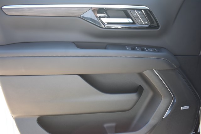 New 2026 Chevrolet Tahoe Z71 w/ Comfort Package AWD/4WD image 11