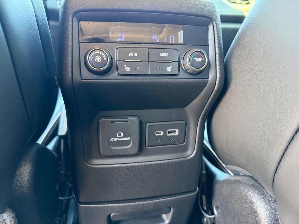 Used 2021 GMC Acadia Denali w/ Denali Technology Package FWD image 12