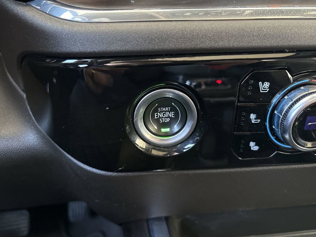 Certified 2023 GMC Sierra 1500 SLT w/ SLT Premium Package image 17