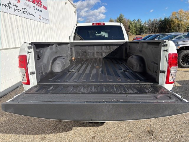 Used 2024 RAM 3500 Big Horn image 14