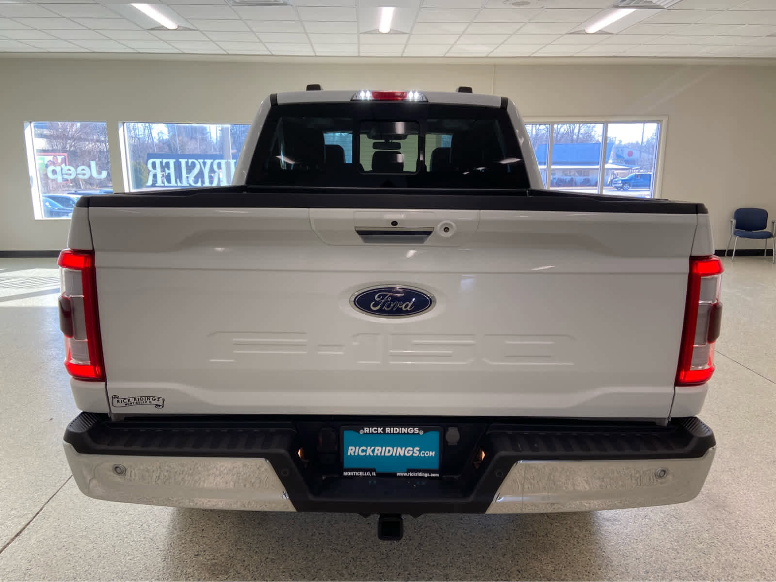 Used 2023 Ford F150 Lariat w/ Equipment Group 502A High image 8