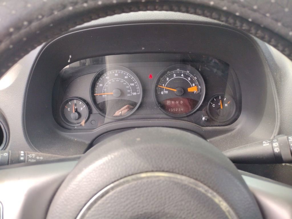 Used 2016 Jeep Compass Sport w/ Power Value Group FWD image 17