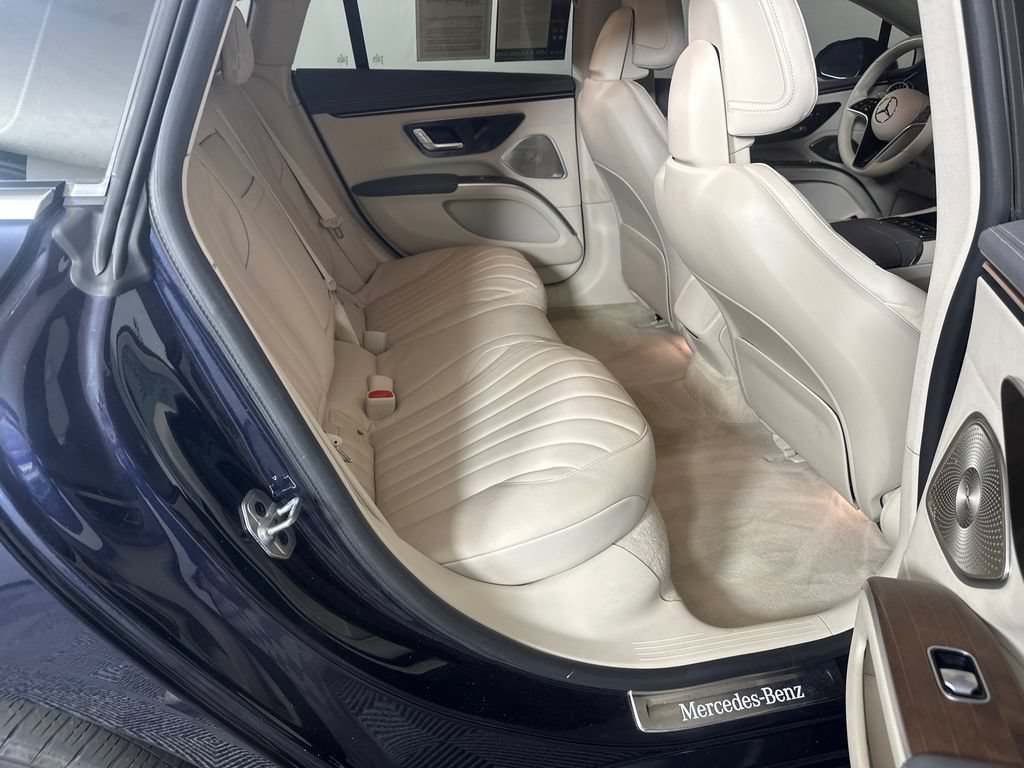 Certified 2023 Mercedes-Benz EQS 580 4MATIC Sedan image 17