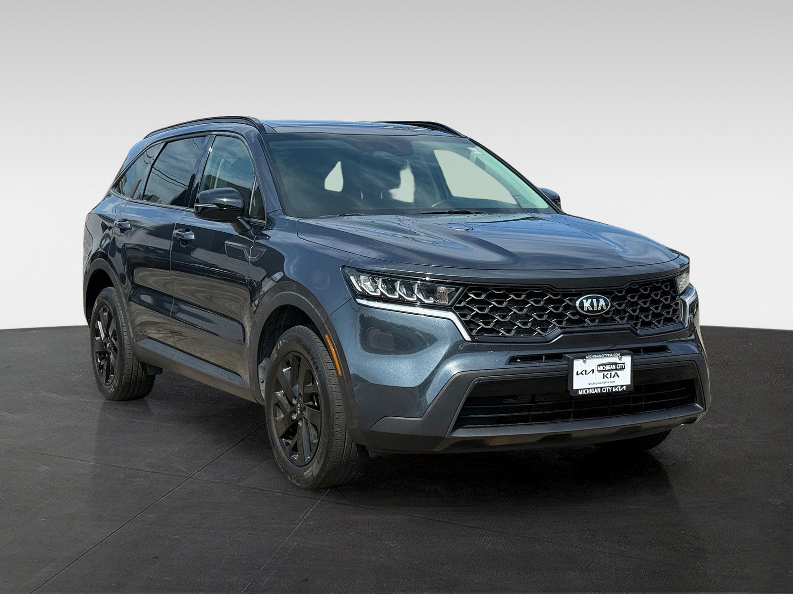 Used 2021 Kia Sorento S w/ Panoramic Sunroof Package AWD/4WD image 3
