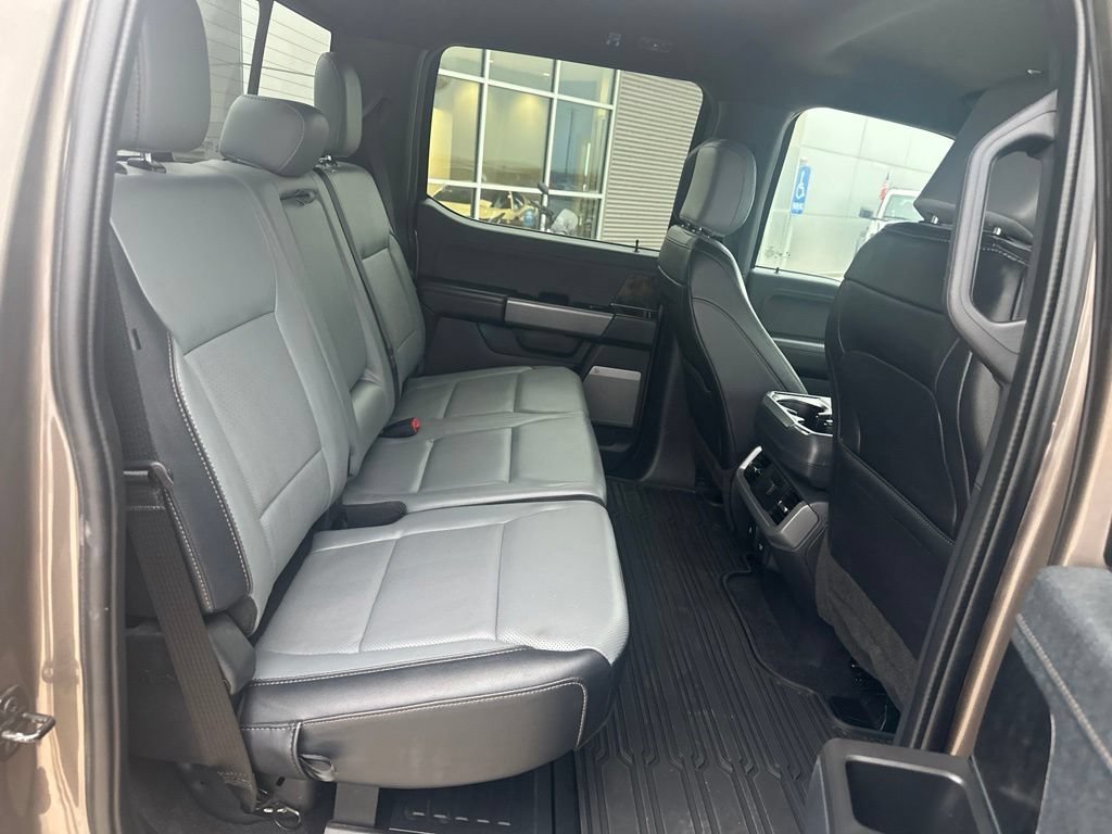 Used 2023 Ford F150 Lightning Lariat AWD/4WD image 31