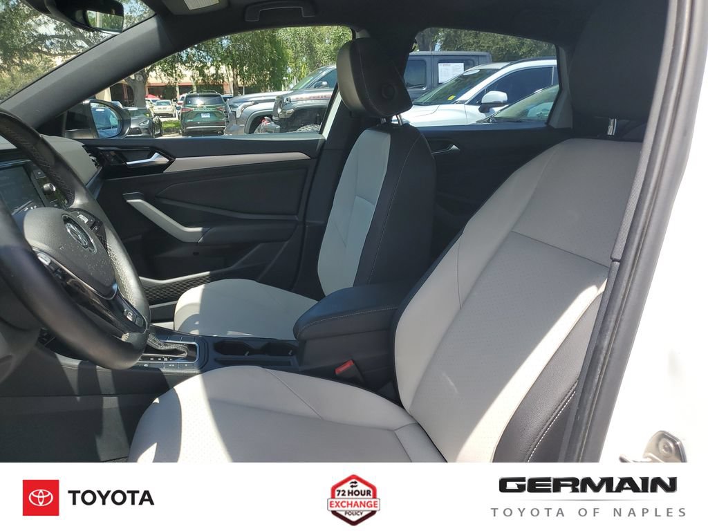 Used 2020 Volkswagen Jetta R-Line w/ R-Line Cold Weather Package FWD image 20
