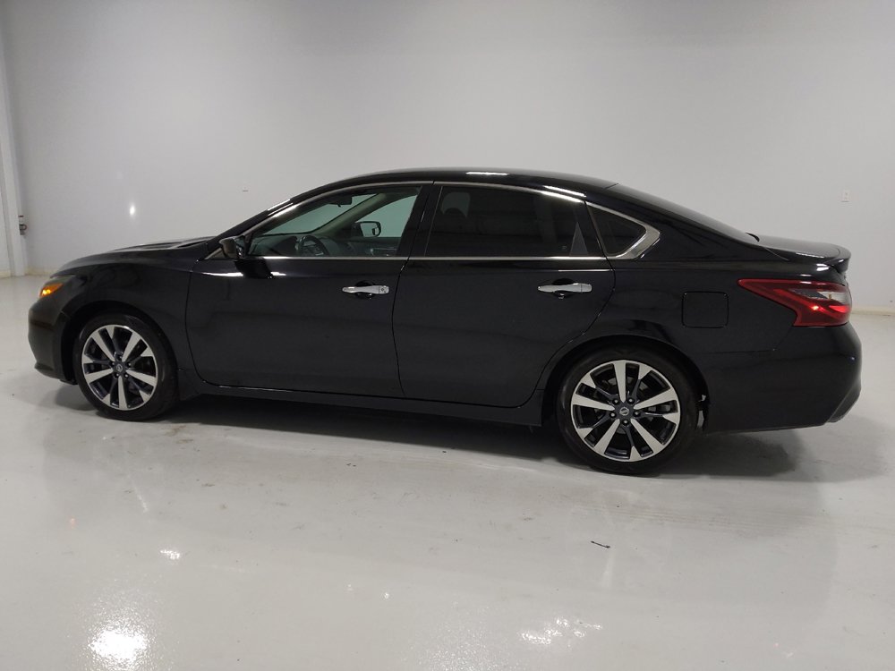 Used 2017 Nissan Altima 2.5 SR image 3