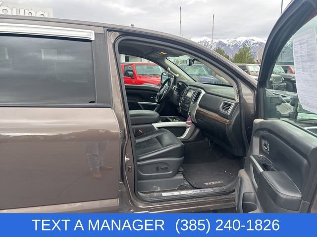 Used 2018 Nissan Titan SL w/ Chrome Package image 14