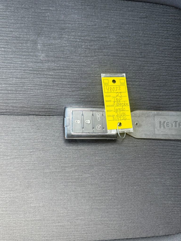 Used 2023 Jeep Grand Cherokee L Laredo w/ Luxury Tech Group I image 30