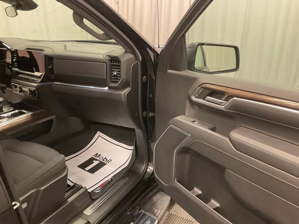 Used 2022 Chevrolet Silverado 1500 RST w/ Diesel Off-Road Package image 27