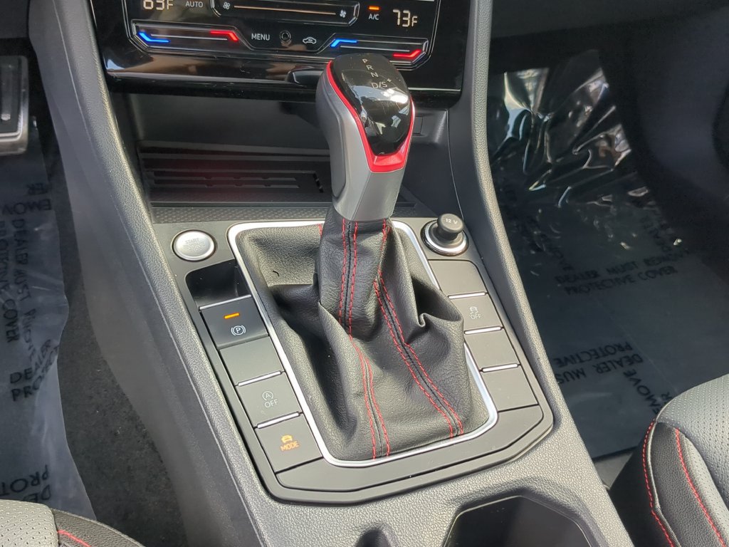 Certified 2025 Volkswagen Jetta GLI Autobahn FWD image 25