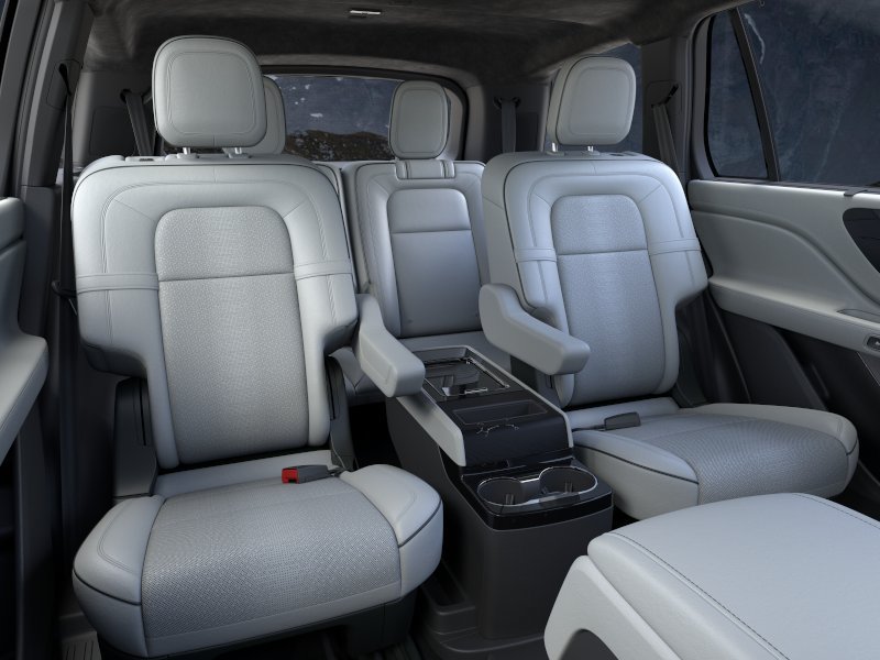 New 2026 Lincoln Aviator Black Label w/ Black Label Special Edition AWD/4WD image 11