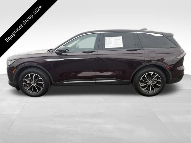 Certified 2024 Lincoln Nautilus Premier w/ Equipment Group 102A image 3