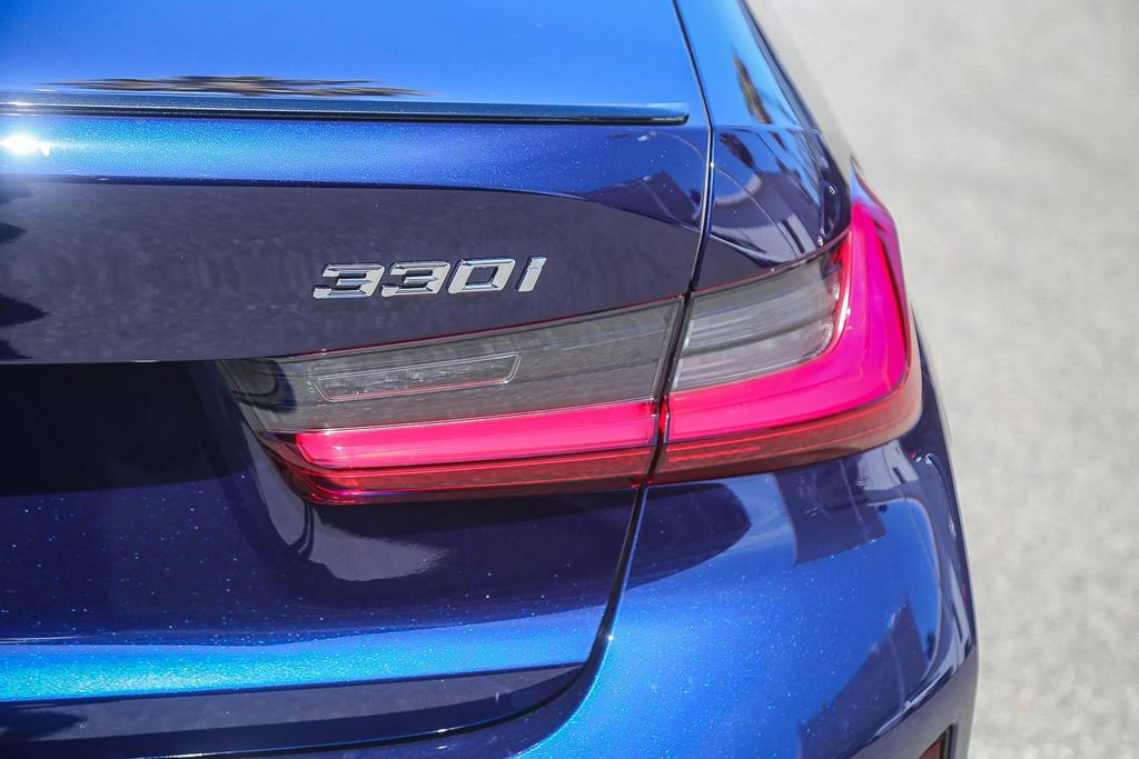 New 2026 BMW 330i Sedan w/ M Sport Package RWD image 7