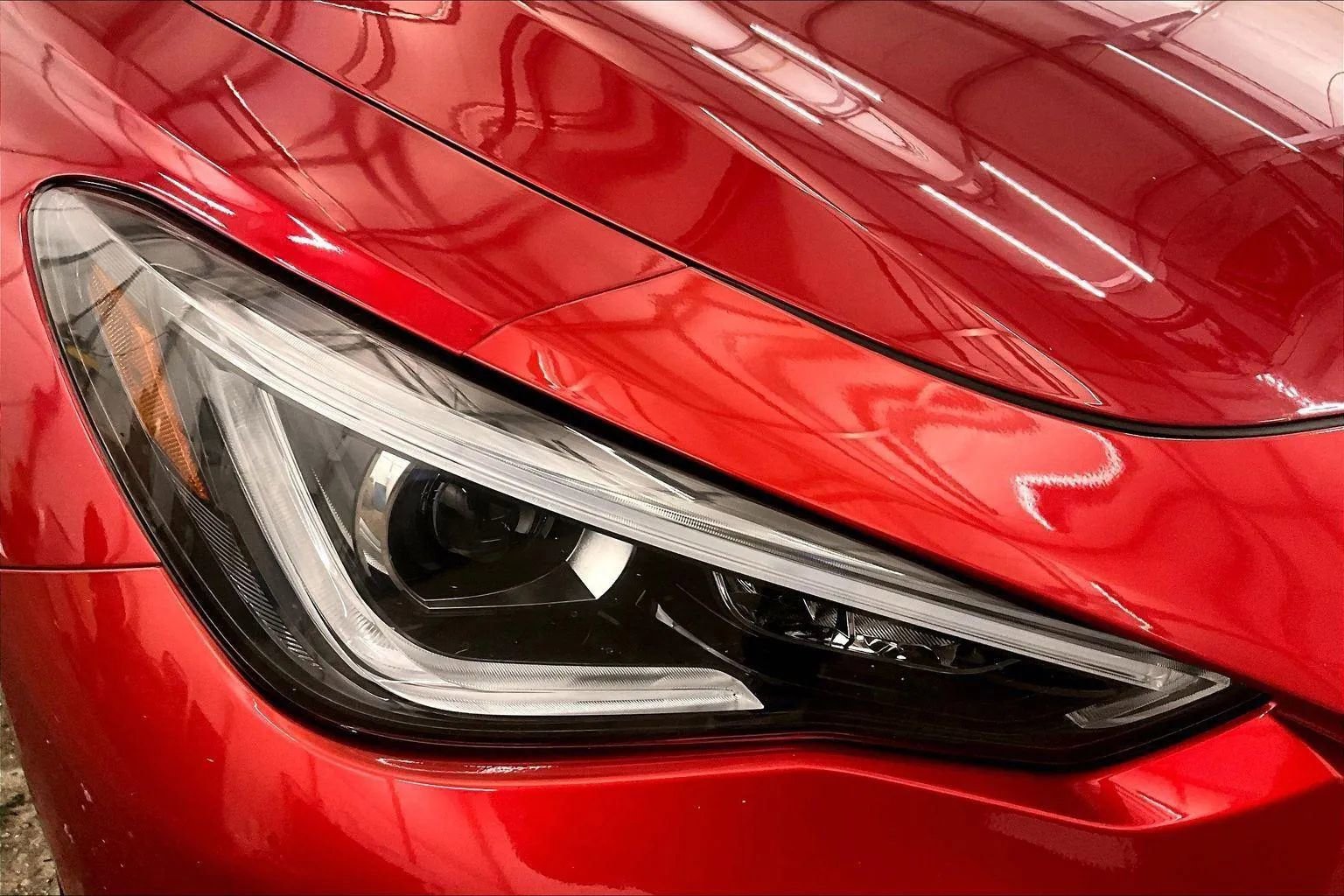 Used 2018 INFINITI Q60 Red Sport 400 w/ Pro Active Package image 27