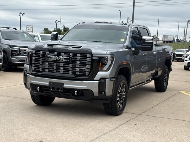 Used 2026 GMC Sierra 3500 Denali Ultimate w/ Snow Plow Prep/Camper Package AWD/4WD image 11