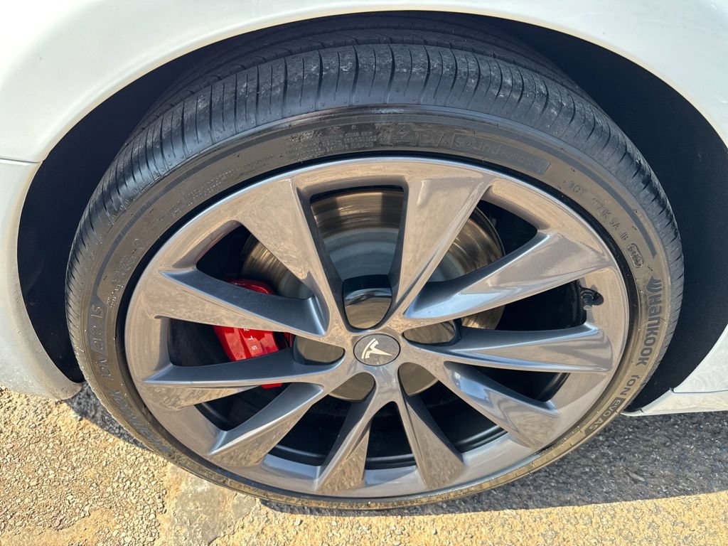 Used 2021 Tesla Model S Performance AWD/4WD image 40