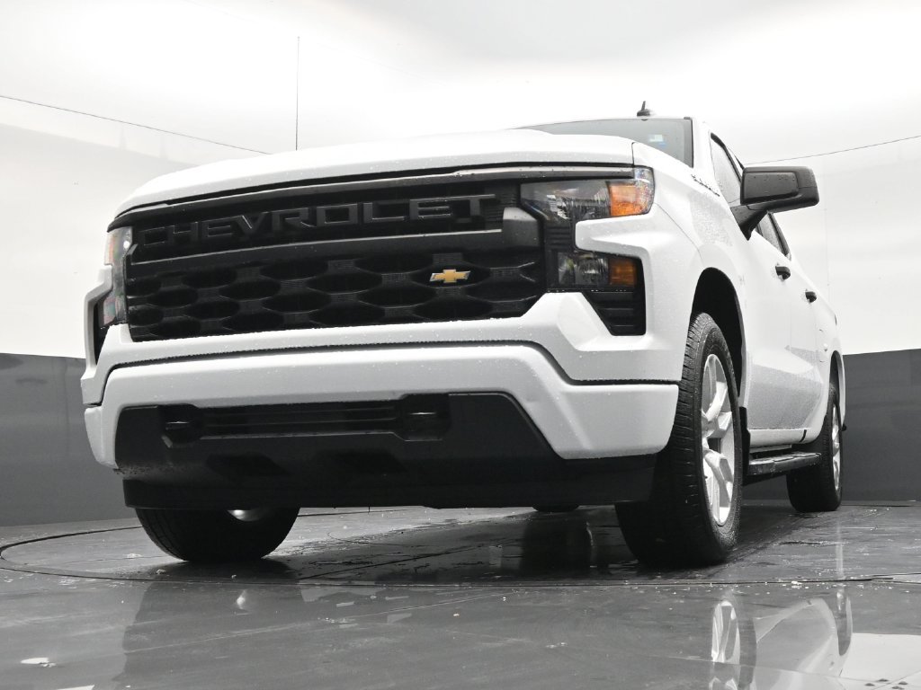 Used 2024 Chevrolet Silverado 1500 Custom RWD image 26