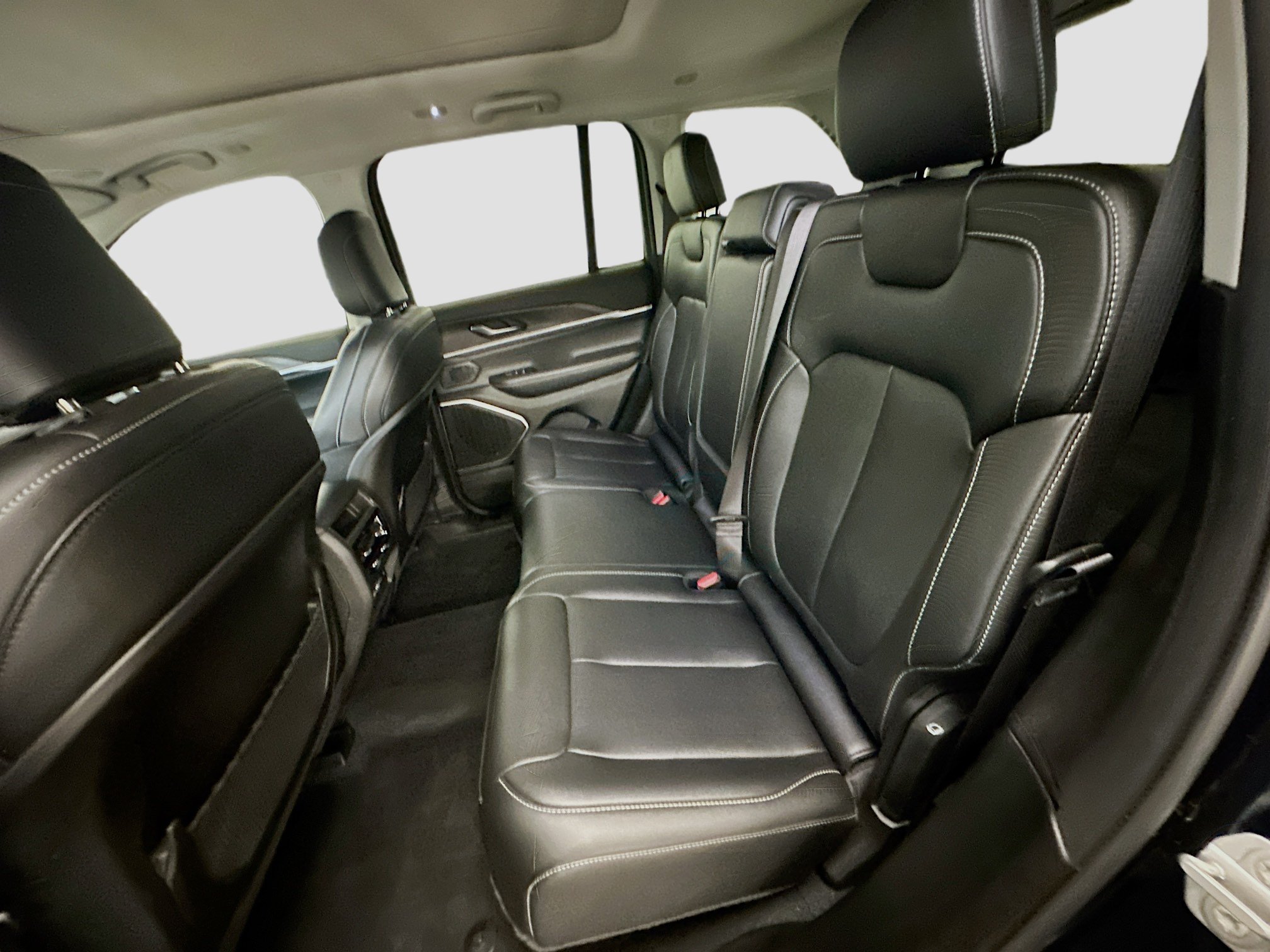 Used 2023 Jeep Grand Cherokee 4WD 4xe image 30