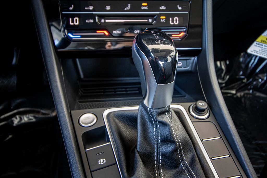 New 2026 Volkswagen Jetta SE image 38