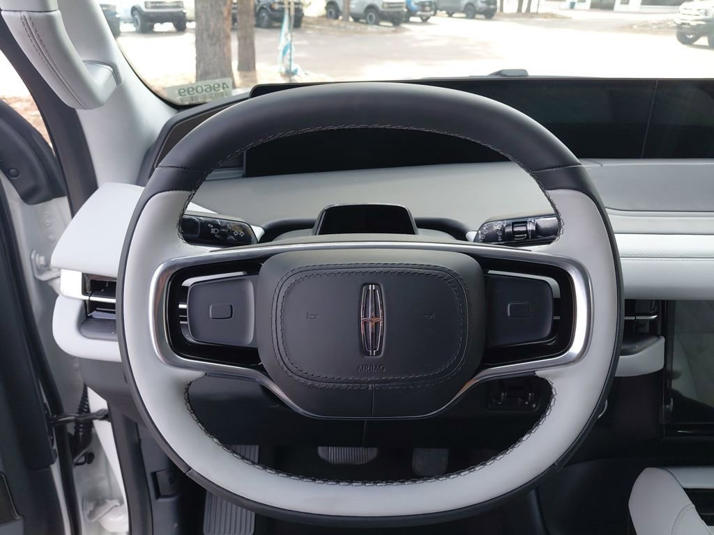 New 2026 Lincoln Navigator L Black Label image 40