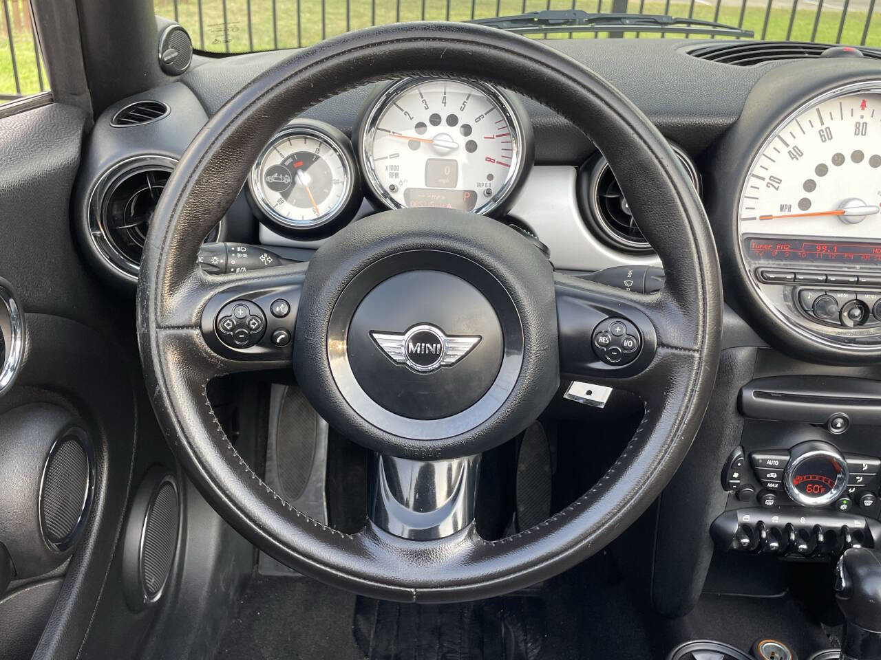 Used 2011 MINI Cooper Base 2dr Convertible image 31