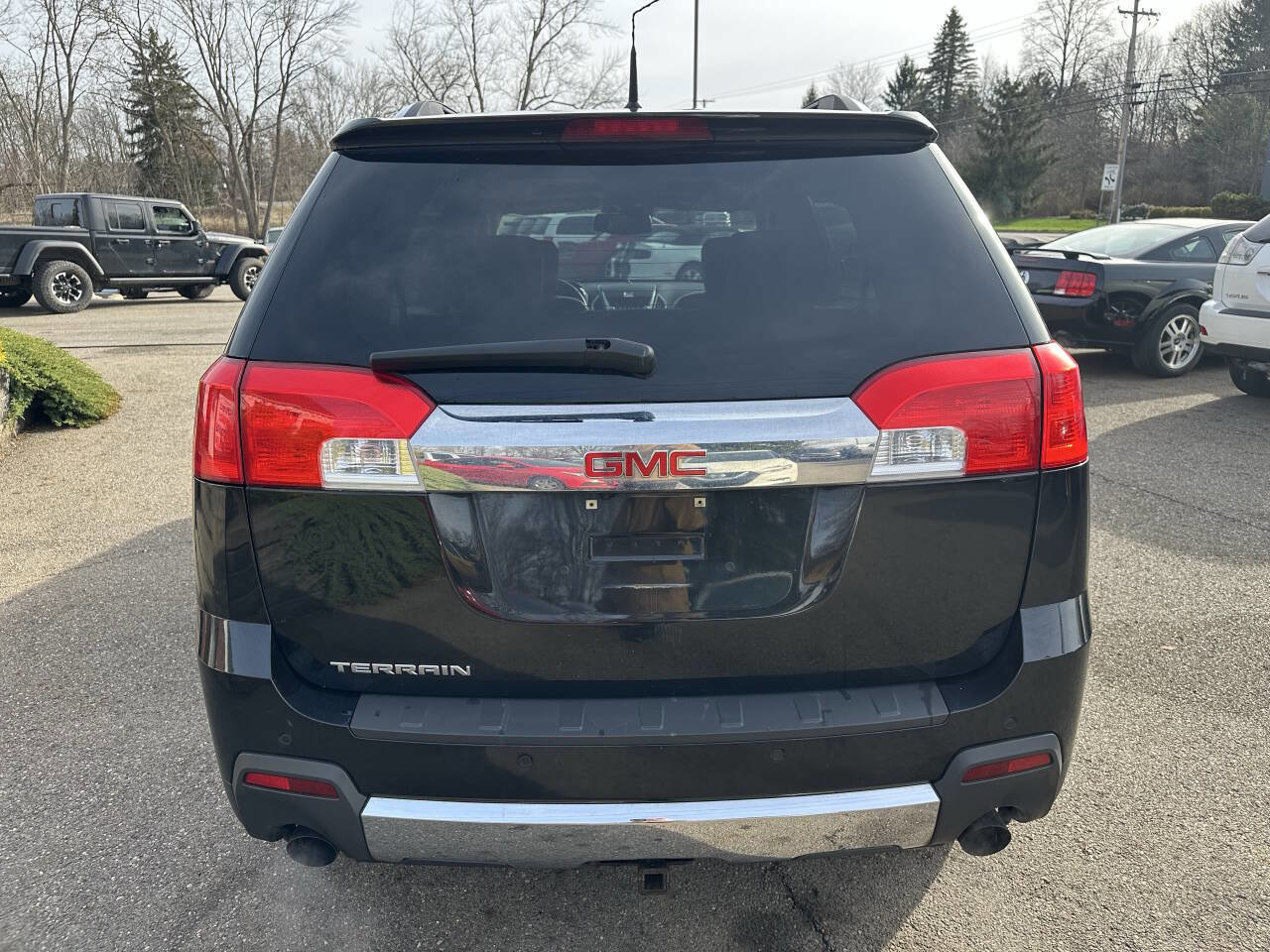 Used 2010 GMC Terrain SLT image 5
