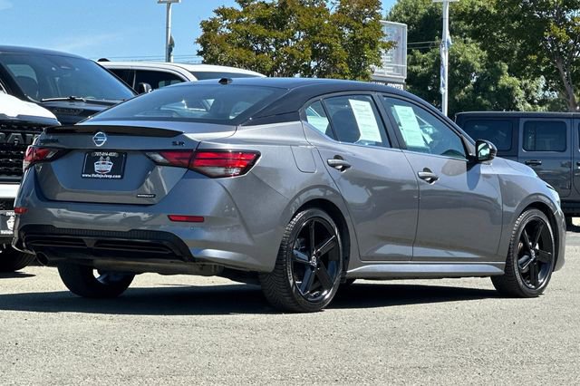 Used 2023 Nissan Sentra SR w/ Midnight Edition Package image 4